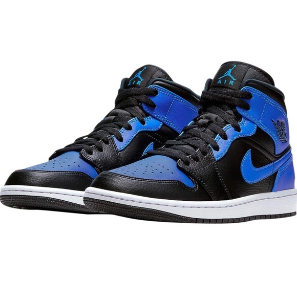 Nike Jordan 1 Mid Royal💙🖤 - Picture 6 of 6